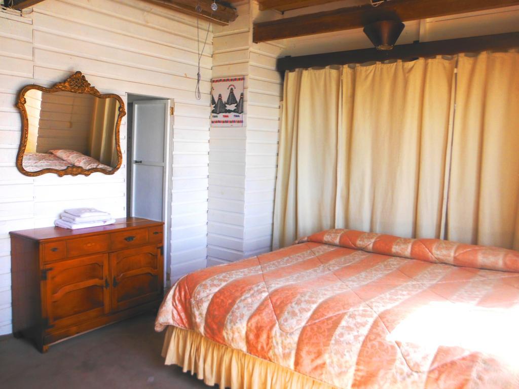 Hotel Y Restaurante Backpackers Rio Dulce Town Zimmer foto